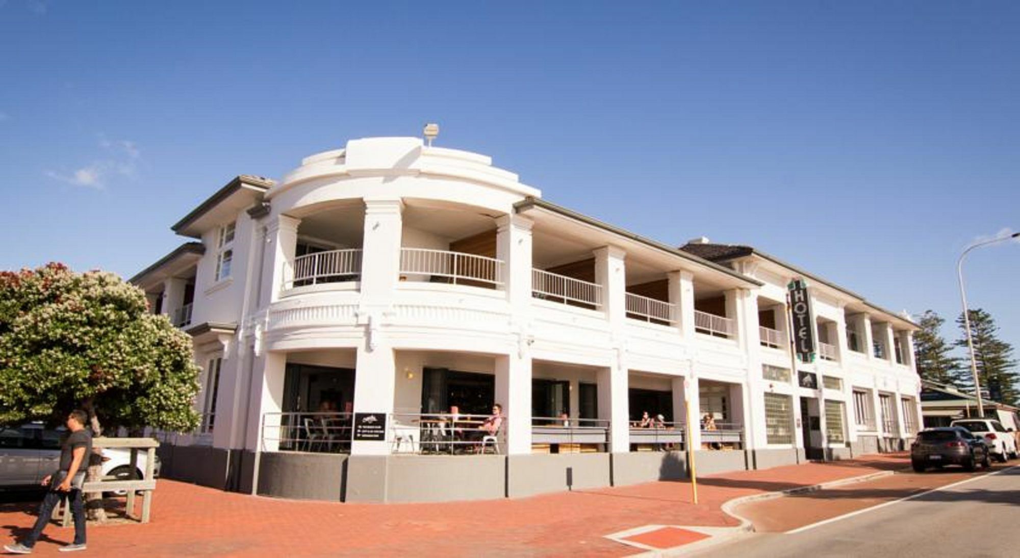 Cottesloe Beach Hotel Perth Bagian luar foto